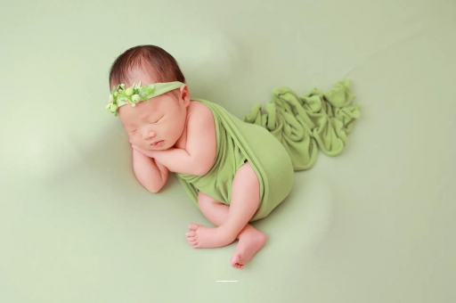 安康宝宝边吃边拉正常吗 安康宝宝边吃边拉正常吗